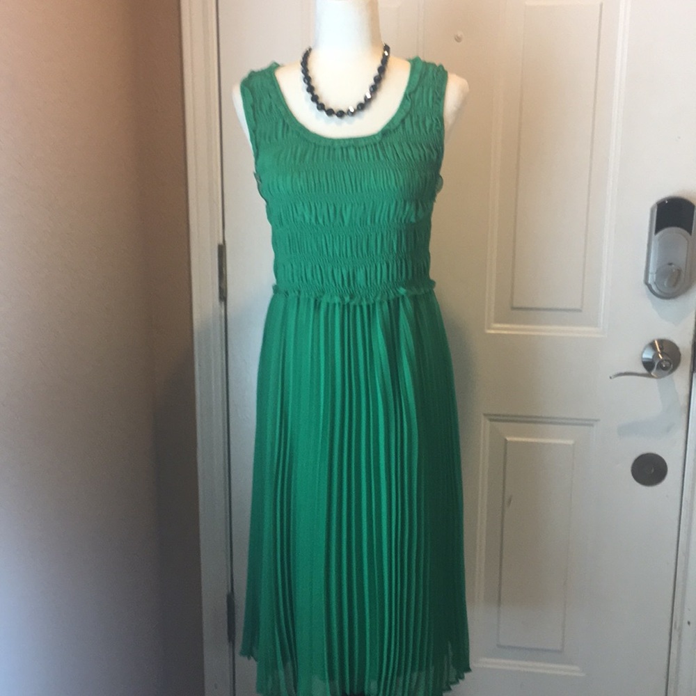 NWOT stunning Max Studio green midi dress size L